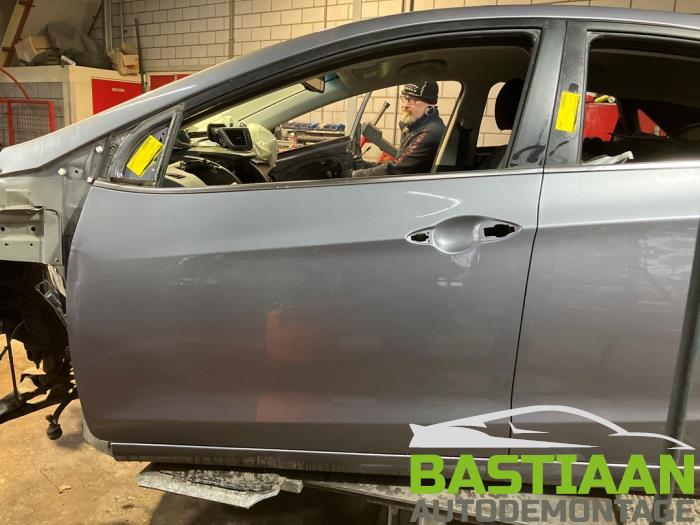 Hyundai i30 1.4 16V Sloopvoertuig (2014, Grijs)