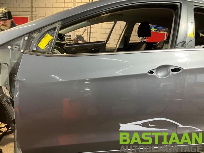 Hyundai i30 1.4 16V Sloopvoertuig (2014, Grijs)