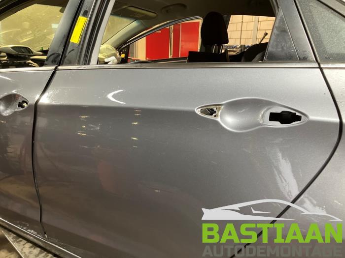 Hyundai i30 1.4 16V Sloopvoertuig (2014, Grijs)