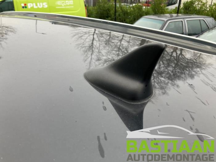 Opel Zafira Tourer 1.6 CDTI 16V ecoFLEX 136 Samochód złomowany (2013, Czarny)