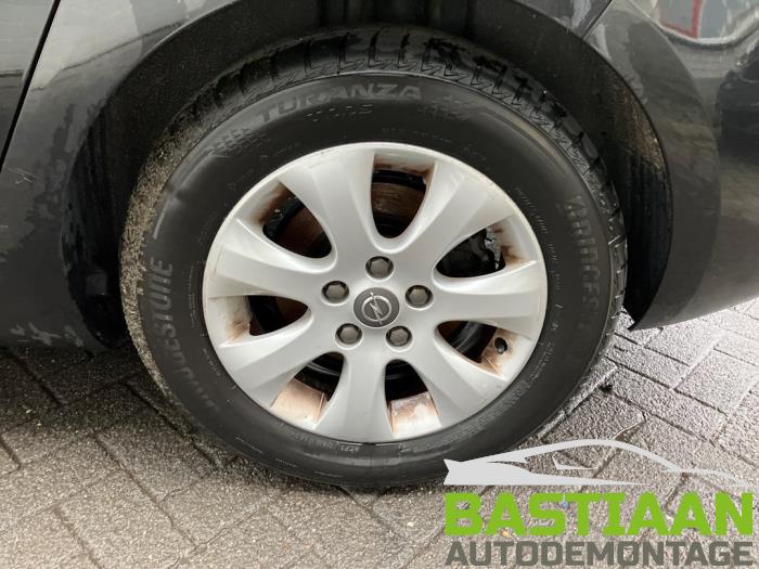 Opel Zafira Tourer 1.6 CDTI 16V ecoFLEX 136 Samochód złomowany (2013, Czarny)