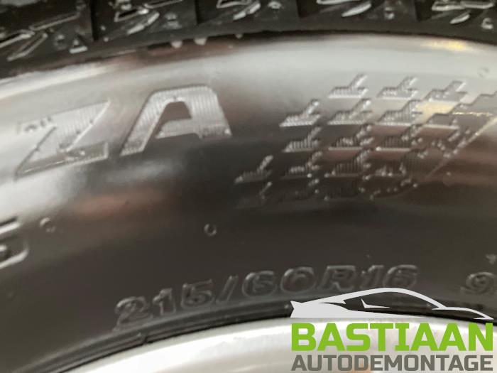 Opel Zafira Tourer 1.6 CDTI 16V ecoFLEX 136 Samochód złomowany (2013, Czarny)