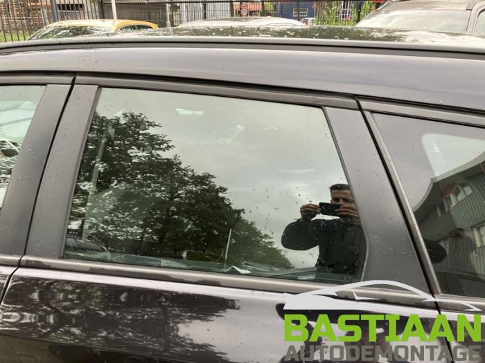 Opel Astra J Sports Tourer 1.3 CDTI 16V ecoFlex Skrotfordon (2011, ZWART)