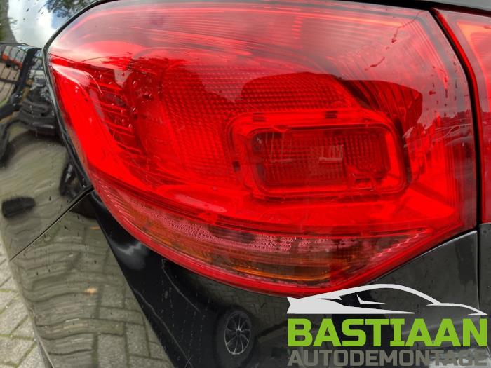 Opel Astra J Sports Tourer 1.3 CDTI 16V ecoFlex Skrotfordon (2011, ZWART)