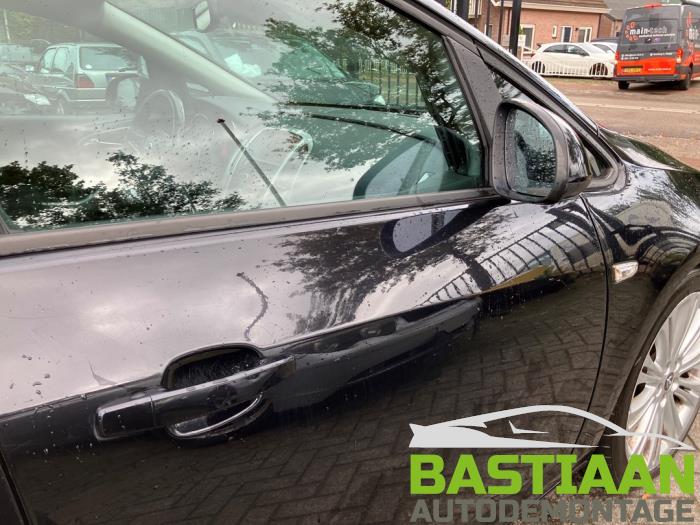 Opel Astra J Sports Tourer 1.3 CDTI 16V ecoFlex Skrotfordon (2011, ZWART)