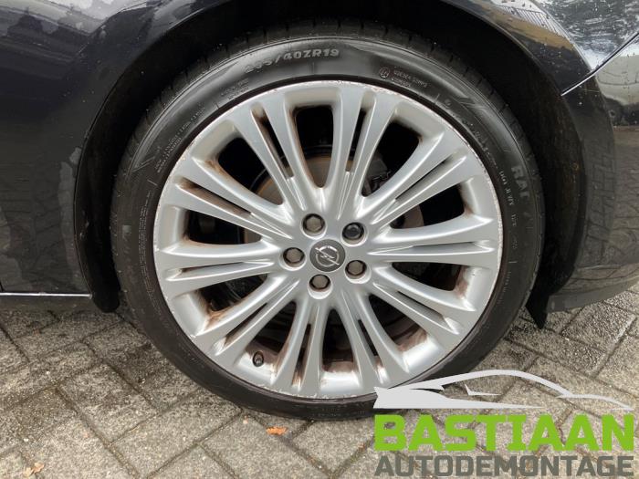 Opel Astra J Sports Tourer 1.3 CDTI 16V ecoFlex Skrotfordon (2011, ZWART)