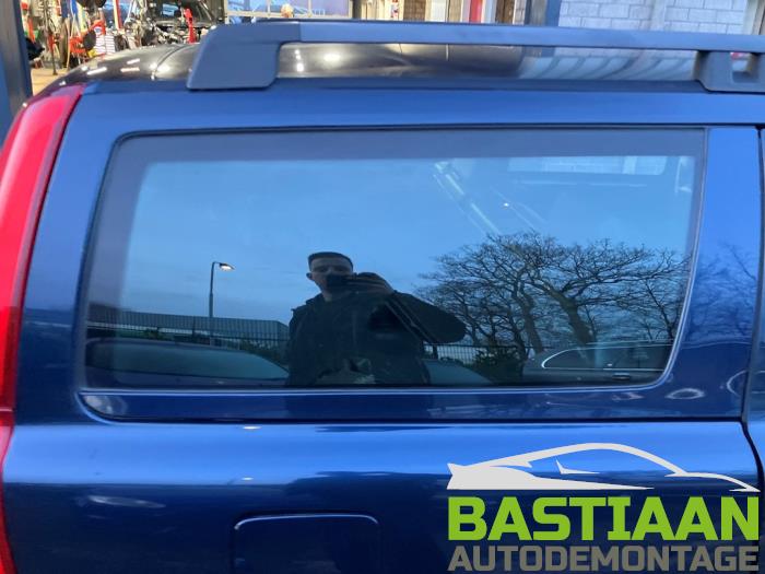 Volvo XC70 XC70 2.4 T 20V Skrotfordon (2000, BLAUW)