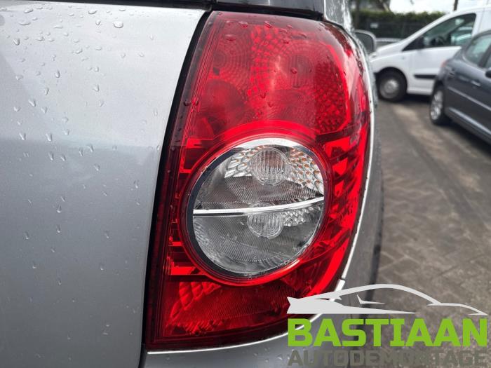 Chevrolet Captiva 2.4 16V 4x4 Sloopvoertuig (2008, Zilvergrijs)