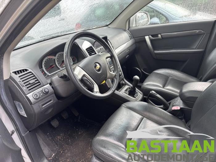 Chevrolet Captiva 2.4 16V 4x4 Sloopvoertuig (2008, Zilvergrijs)