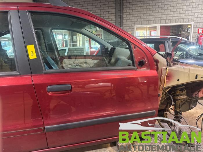 Fiat Panda 1.2 Fire Samochód złomowany (2004, Czerwony)