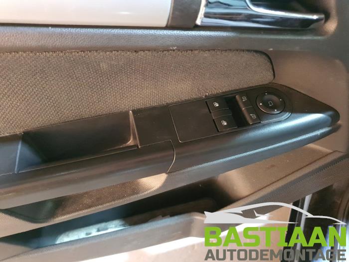 Opel Astra H 1.6 16V Twinport Sloopvoertuig (2005, Zwart)