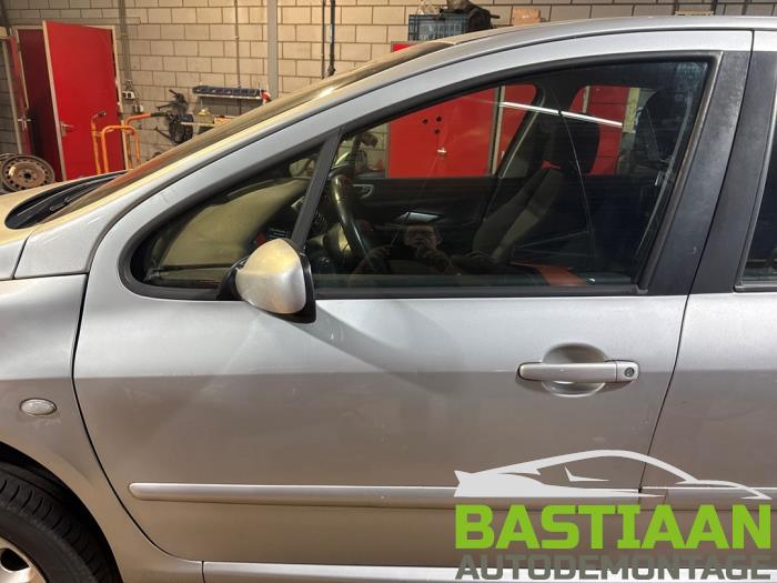 Peugeot 307 1.6 HDi 16V Sloopvoertuig (2006, Grijs)