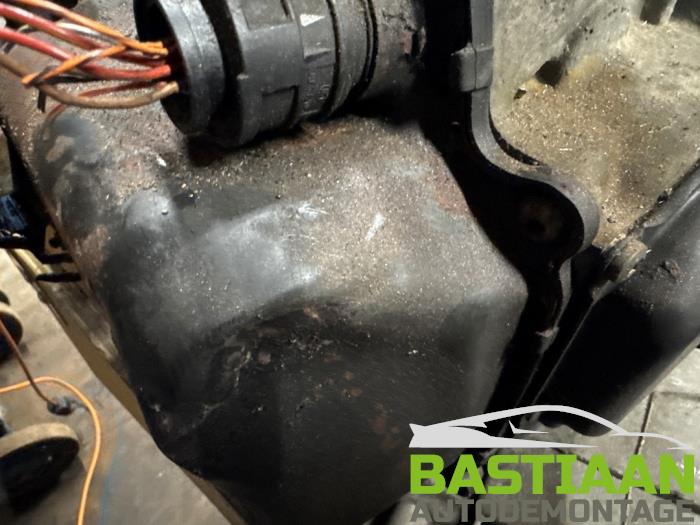 Volkswagen Touran Skrotfordon (2007, BOURDAUX)