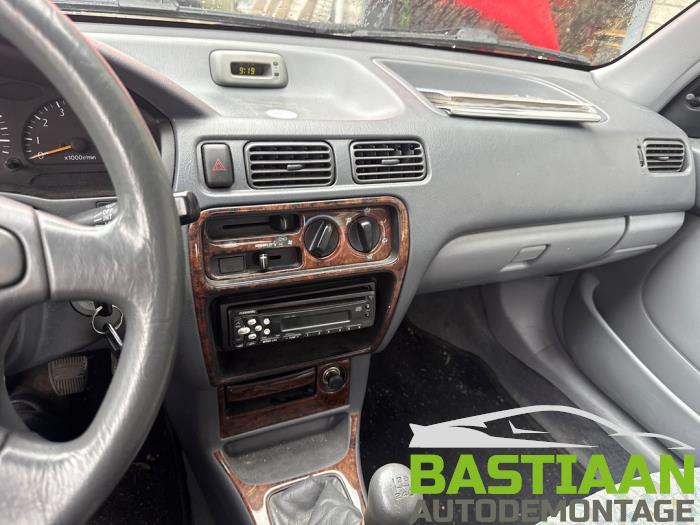 Toyota Starlet 1.3,XLi,GLi 16V Skrotfordon (1997, ROOD)