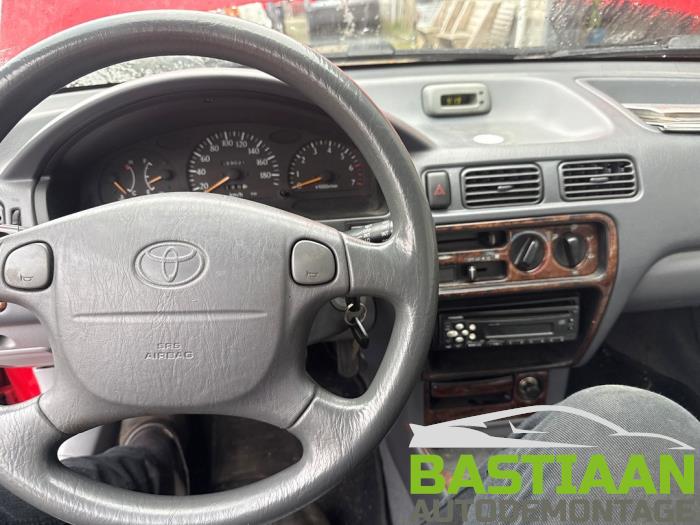 Toyota Starlet 1.3,XLi,GLi 16V Skrotfordon (1997, ROOD)