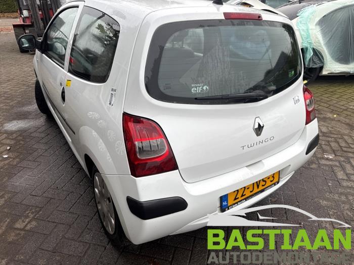 Renault Twingo II 1.2 Skrotfordon (2009, WIT)