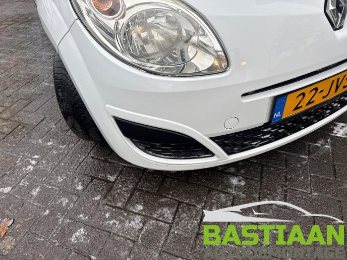 Renault Twingo II 1.2 Skrotfordon (2009, WIT)