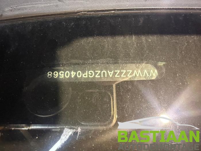 Volkswagen Golf VII 1.2 TSI 16V Skrotfordon (2015, BLAUW)