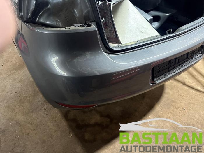 Volkswagen Golf Skrotfordon (2009, DONKER GRIJS METALIC)