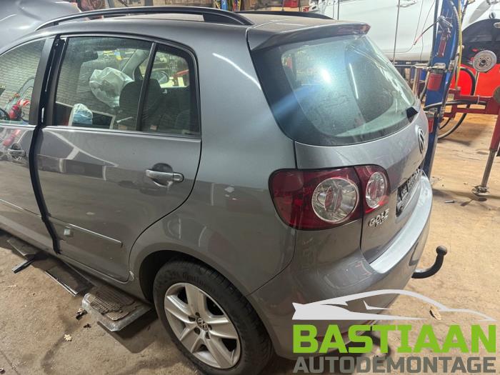 Volkswagen Golf Plus 1.4 TSI 122 16V Skrotfordon (2009, DOONKER GRIJS)