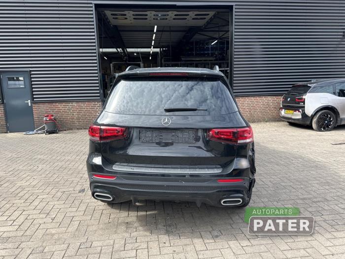 Mercedes GLB 1.3 GLB-200 Turbo 16V Sloopvoertuig (2022, Zwart)