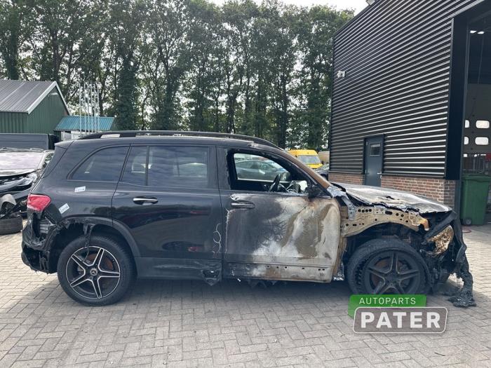 Mercedes GLB 1.3 GLB-200 Turbo 16V Sloopvoertuig (2022, Zwart)
