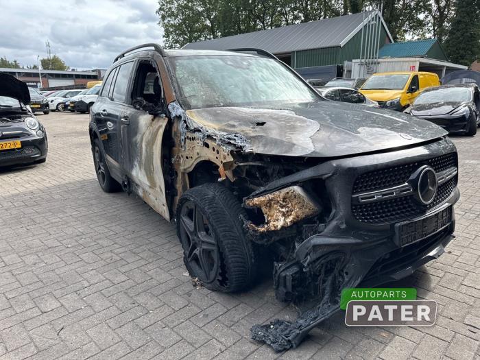 Mercedes GLB 1.3 GLB-200 Turbo 16V Sloopvoertuig (2022, Zwart)