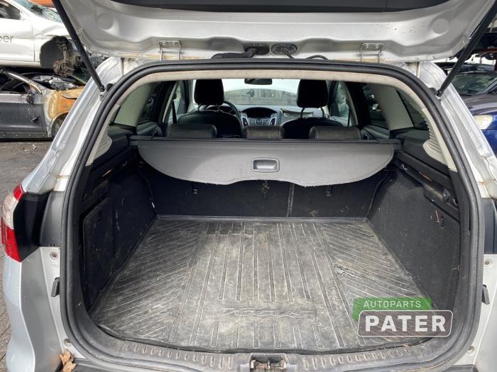 Ford Focus 3 Wagon 1.6 TDCi ECOnetic Skrotfordon (2013, GRIJS ZILVER)