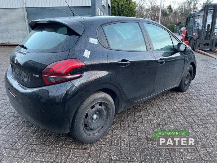 Peugeot 208 I 1.2 Vti 12V PureTech 82 Sloopvoertuig (2017, Zwart)