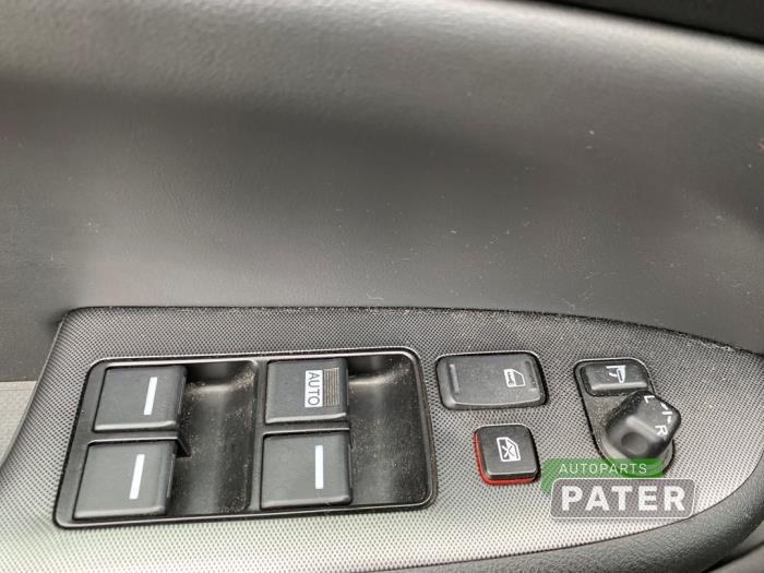 Honda Accord 2.0 i-VTEC 16V Skrotfordon (2006, ZWART)