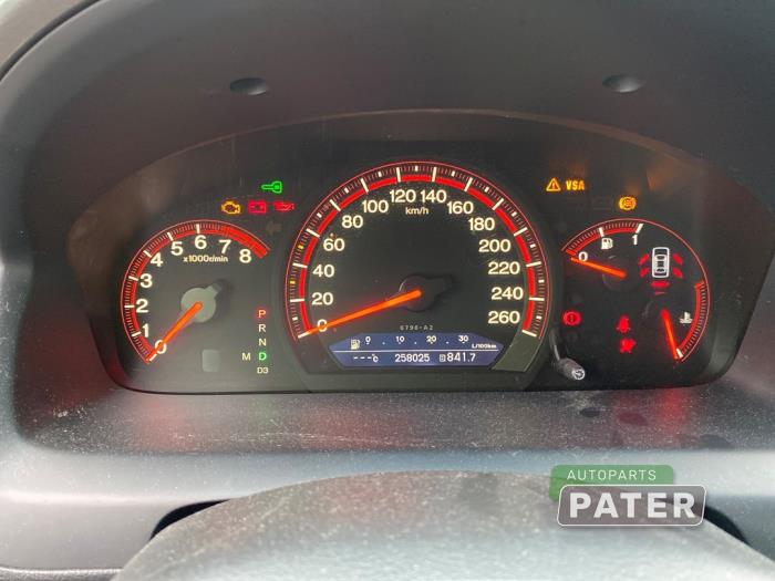 Honda Accord 2.0 i-VTEC 16V Skrotfordon (2006, ZWART)