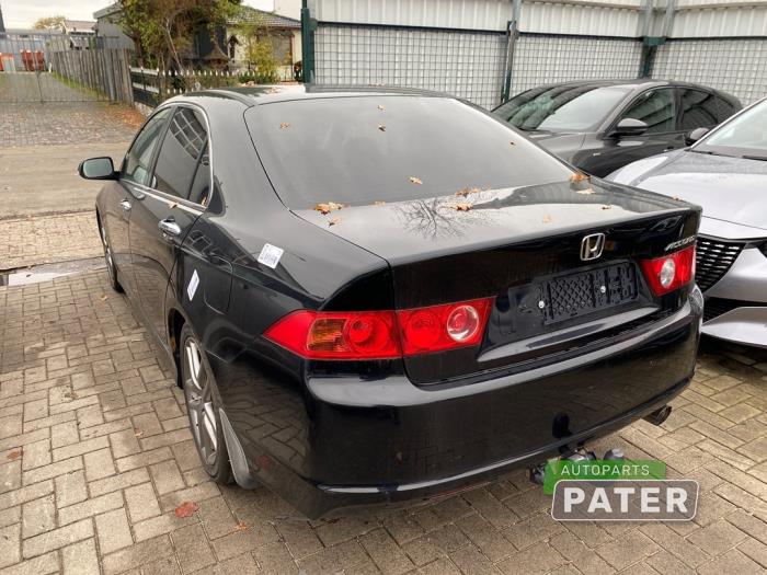 Honda Accord 2.0 i-VTEC 16V Skrotfordon (2006, ZWART)