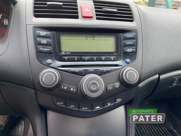 Honda Accord 2.0 i-VTEC 16V Skrotfordon (2006, ZWART)