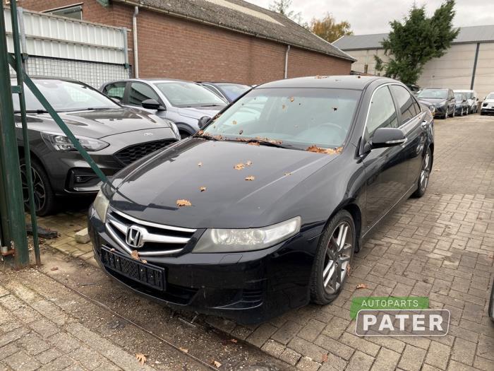 Honda Accord 2.0 i-VTEC 16V Skrotfordon (2006, ZWART)