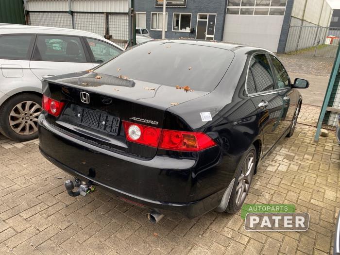 Honda Accord 2.0 i-VTEC 16V Skrotfordon (2006, ZWART)