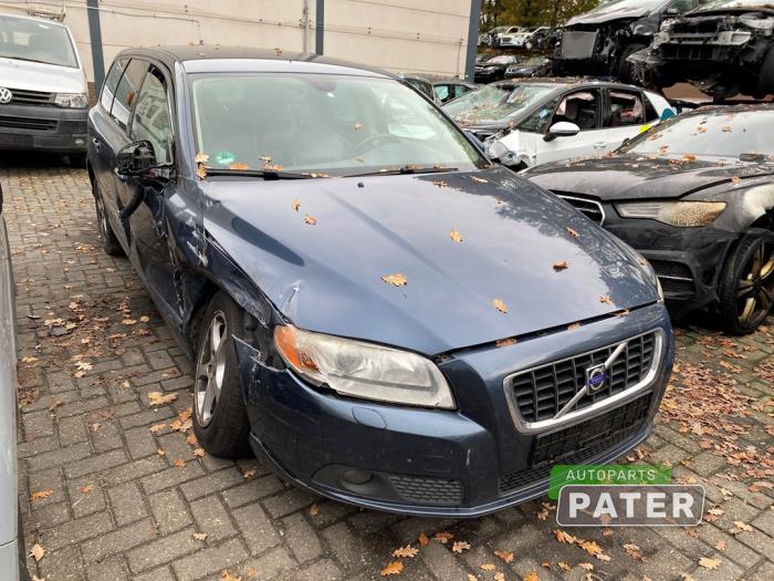 Volvo V70 2.0 D 16V Skrotfordon (2008, BLAUW)