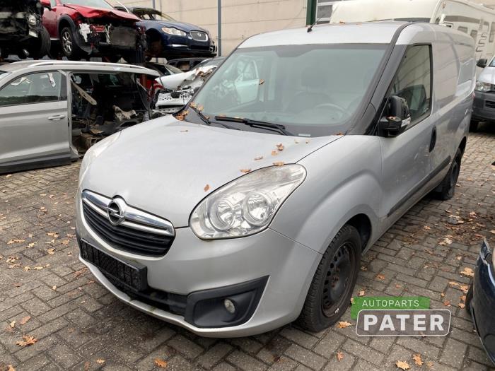 Opel Combo 1.3 CDTI 16V Skrotfordon (2018, GRIJS)