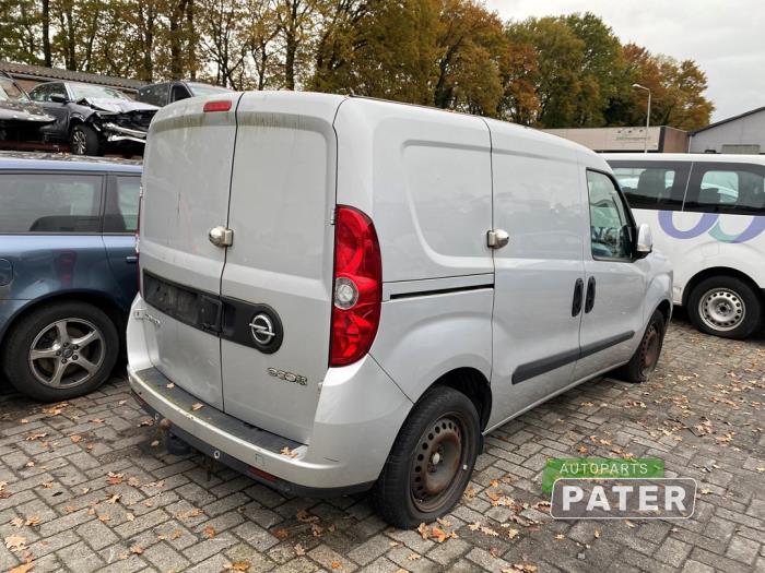 Opel Combo 1.3 CDTI 16V Skrotfordon (2018, GRIJS)