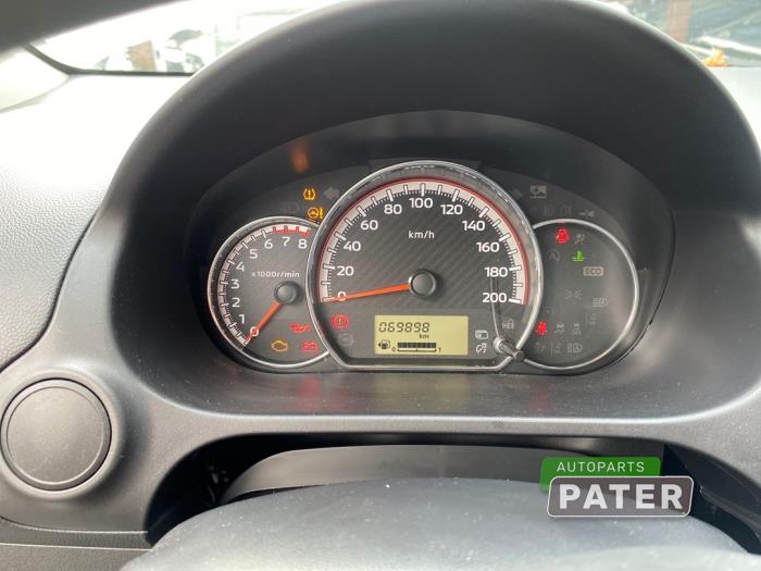 Mitsubishi Space Star 1.2 12V Skrotfordon (2021, WIT)