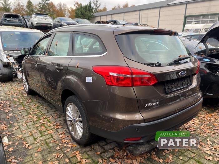 Ford Focus 3 Wagon 1.0 Ti-VCT EcoBoost 12V 125 Skrotfordon (2015, BRUIN)
