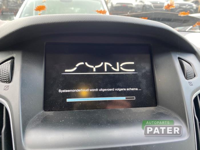 Ford Focus 3 Wagon 1.0 Ti-VCT EcoBoost 12V 125 Skrotfordon (2015, BRUIN)