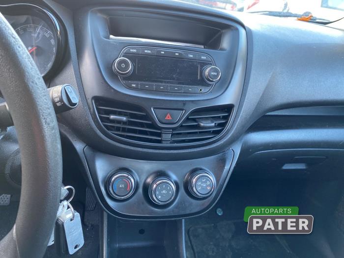 Opel Karl 1.0 12V Samochód złomowany (2017, Bialy)