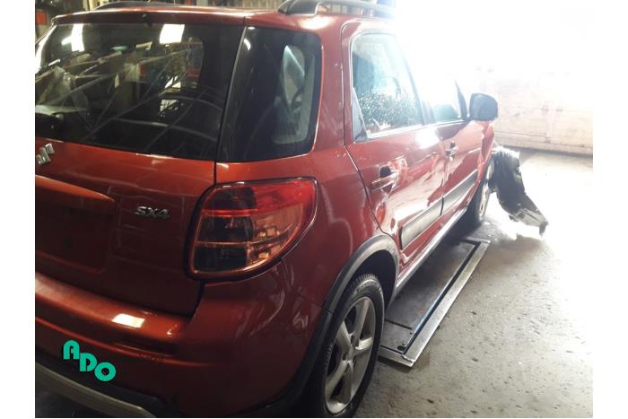 Suzuki SX4 1.6 DDiS Sloopvoertuig (2006, Oranje)