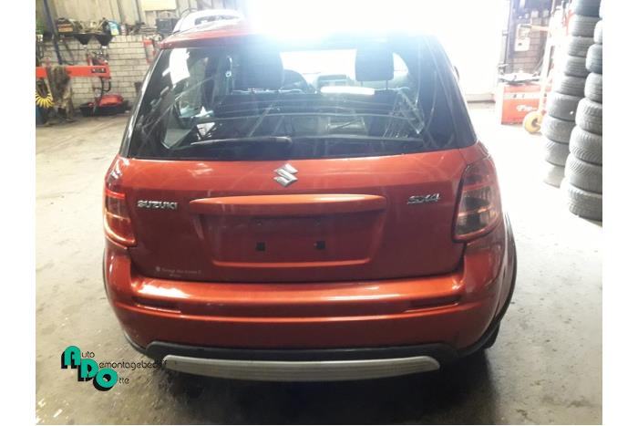 Suzuki SX4 1.6 DDiS Sloopvoertuig (2006, Oranje)