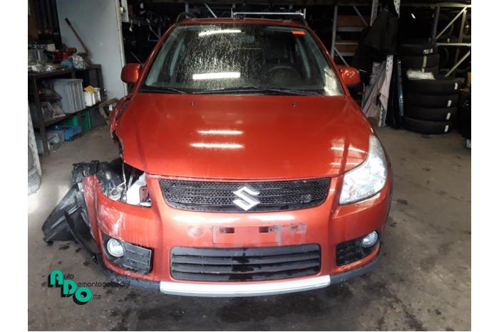 Suzuki SX4 1.6 DDiS Sloopvoertuig (2006, Oranje)