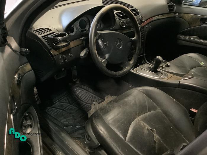 Mercedes E 4.0 E-420 CDI V8 32V Sloopvoertuig (2003)