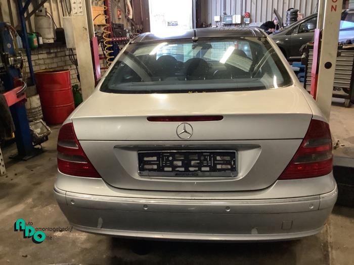 Mercedes E 4.0 E-420 CDI V8 32V Sloopvoertuig (2003)