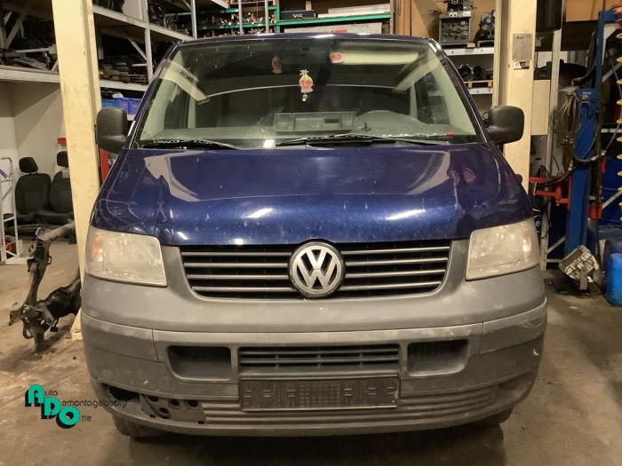 Volkswagen Transporter T5 1.9 TDi Skrotfordon (2007, NIET VAN TOEPASSING)