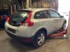 Volvo C30 1.8 16V Skrotfordon (2009, WIT COSMIC WHITE METALLIC)