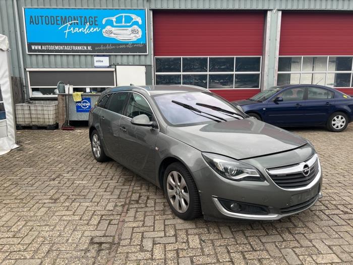 Opel Insignia Sports Tourer 2.0 CDTI 16V Sloopvoertuig (2017, Grijs)